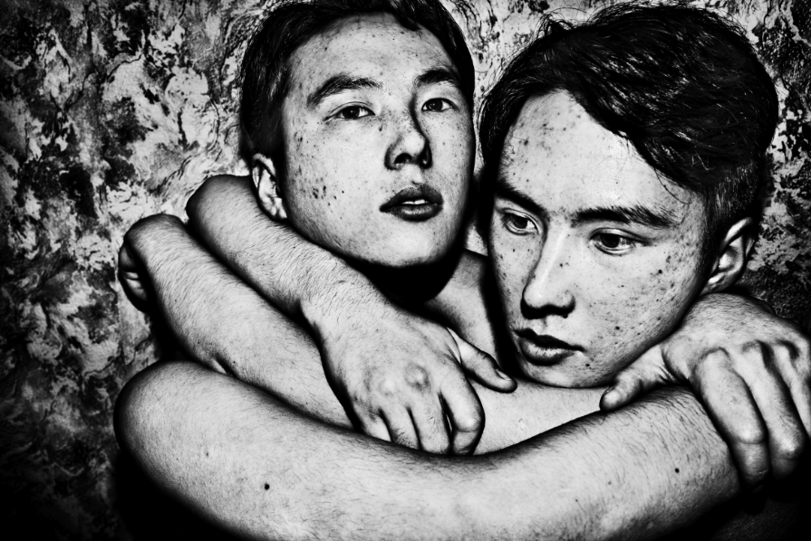 Jacob Aue Sobol “白骨之路” 作品之一